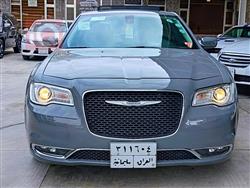 کرایسلەر 300